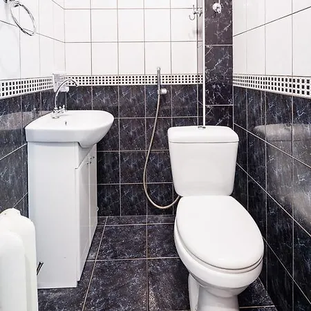 On Valova 9 * 利沃夫