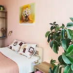 On Valova 9 Apartment