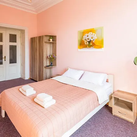 On Valova 9 Apartament