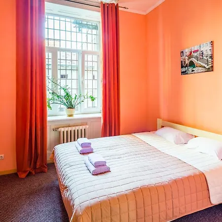 Apartment On Valova 9 *