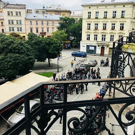On Valova 9 Lviv