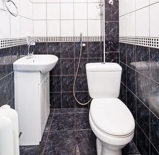 On Valova 9 * إلفيف